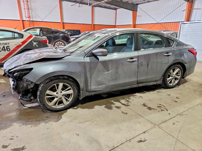 NISSAN ALTIMA 2017 with VIN 1N4AL3APXHN333593 - Photo from auction