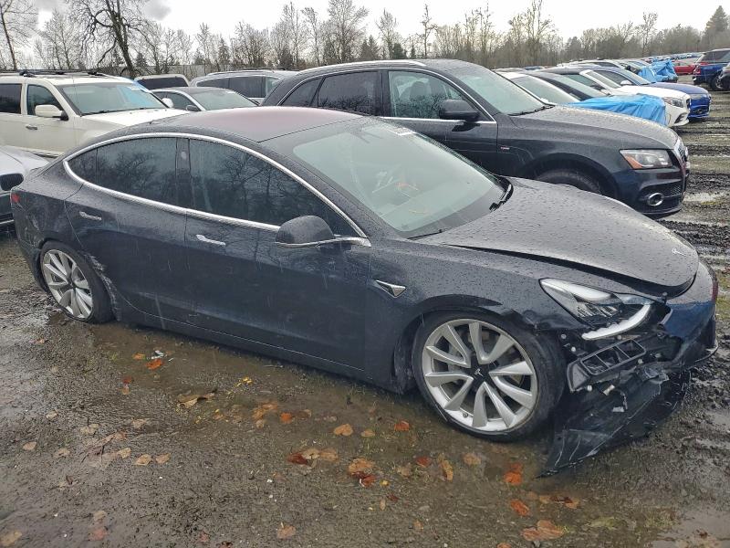 Photo 4 from auction – 2018 TESLA MODEL 3 with VIN 5YJ3E1EAXJF089620