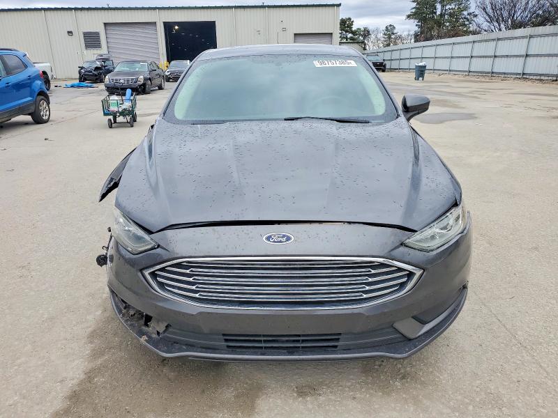 Photo 5 from auction – 2017 FORD FUSION SE with VIN 3FA6P0HD2HR346307