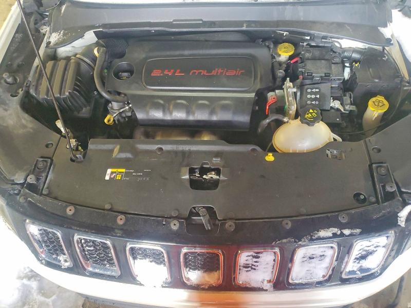Photo 12 from auction – 2018 JEEP COMPASS with VIN 3C4NJDBBXJT485616