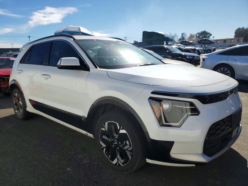 Photo 4 from auction – 2023 KIA NIRO with VIN KNDCR3L1XP5024702