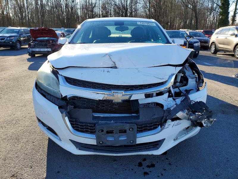 Photo 5 from auction – 2015 CHEVROLET MALIBU 2LT with VIN 1G11D5SL3FF158165
