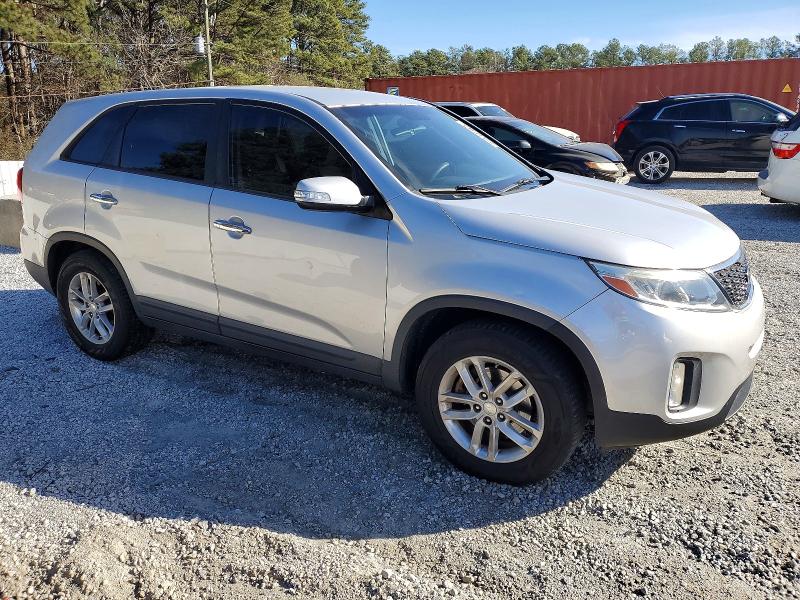 Photo 4 from auction – 2014 KIA SORENTO LX with VIN 5XYKT3A61EG487893