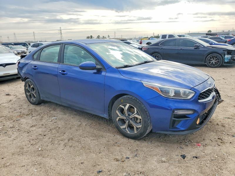 Photo 4 from auction – 2021 KIA FORTE with VIN 3KPF24AD1ME317392