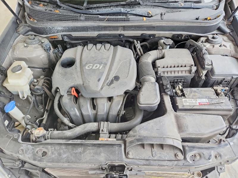 Photo 11 from auction – 2014 HYUNDAI SONATA SE with VIN 5NPEC4AC3EH840409