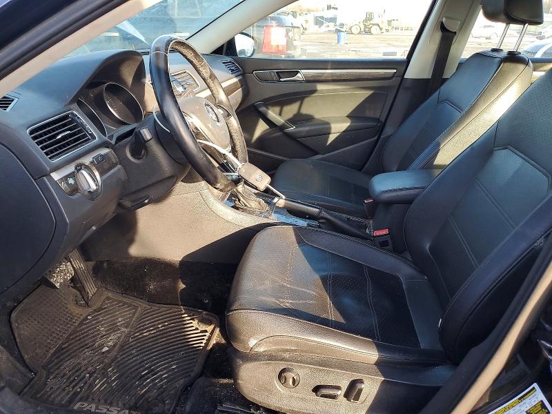 Photo 7 from auction – 2017 VOLKSWAGEN PASSAT with VIN 1VWBT7A34HC019675
