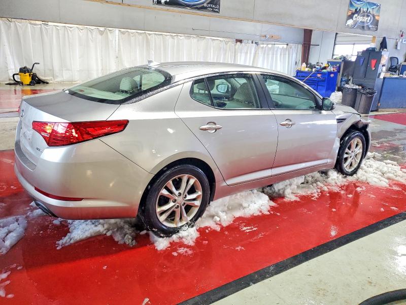 Photo 3 from auction – 2013 KIA OPTIMA EX with VIN 5XXGN4A7XDG227882