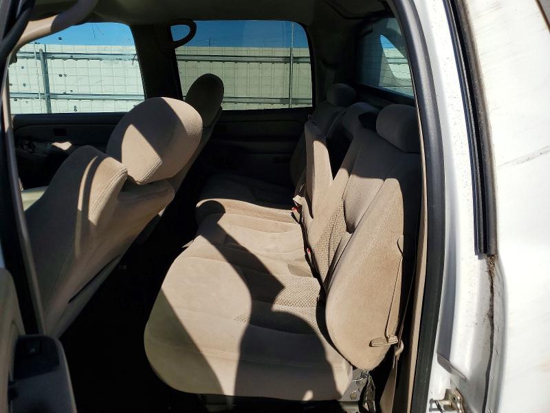 Photo 10 from auction – 2005 CHEVROLET AVALANCHE with VIN 3GNEC12Z65G123519