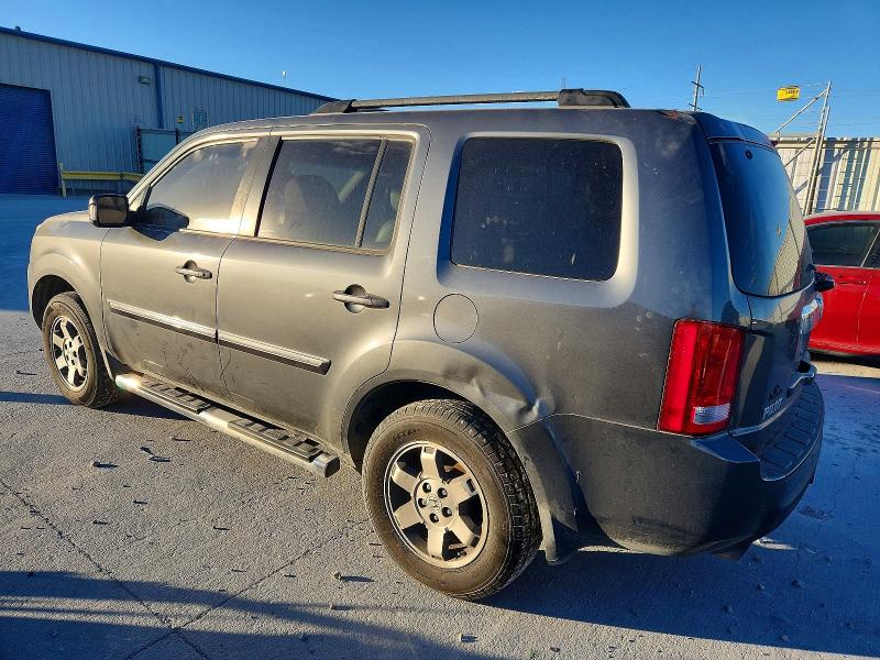 Photo 2 from auction – 2011 HONDA PILOT TOUR with VIN 5FNYF3H98BB003836