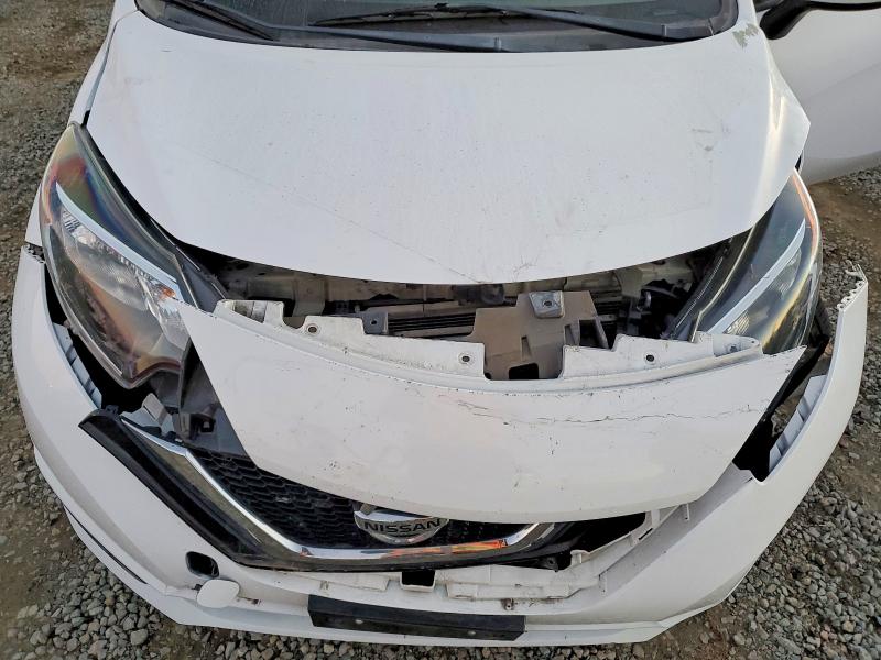 Photo 11 from auction – 2018 NISSAN VERSA NOTE with VIN 3N1CE2CP7JL369660