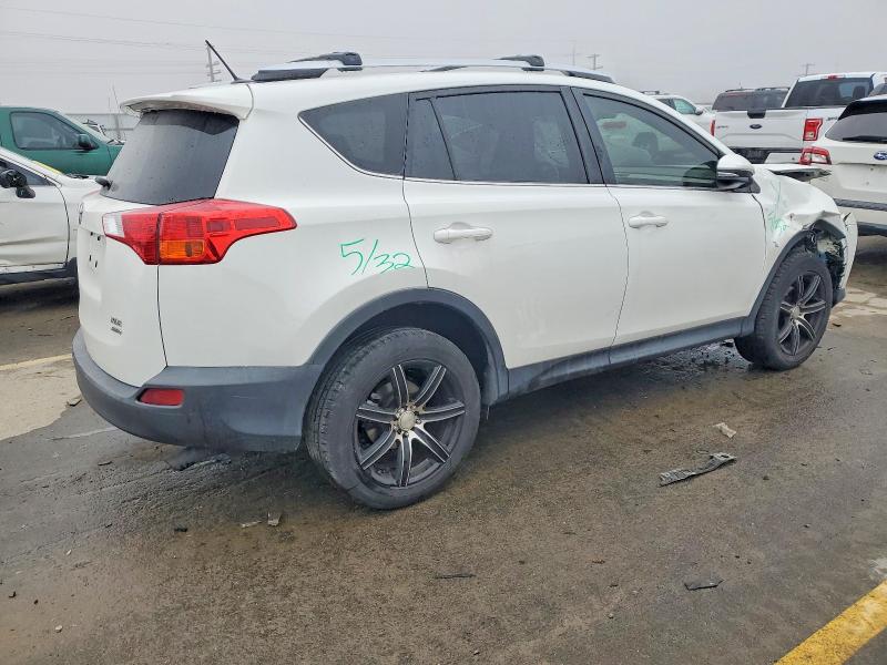 Photo 3 from auction – 2014 TOYOTA RAV4 XLE with VIN JTMRFREV0EJ009281