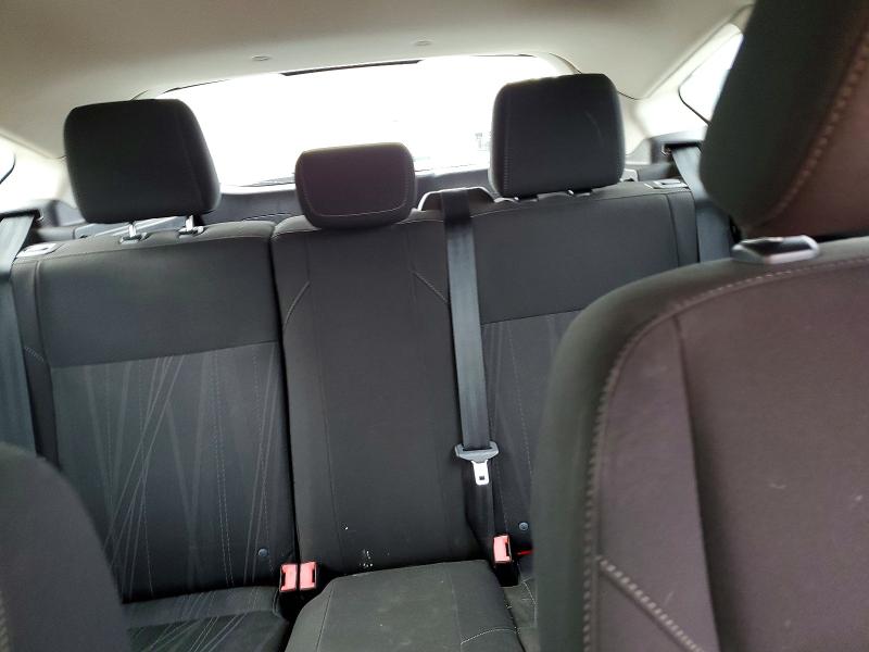 Photo 10 from auction – 2015 FORD FOCUS with VIN 1FADP3K2XFL350682