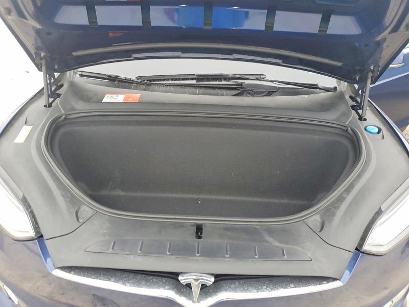 Photo 11 from auction – 2017 TESLA MODEL X with VIN 5YJXCAE29HF044775