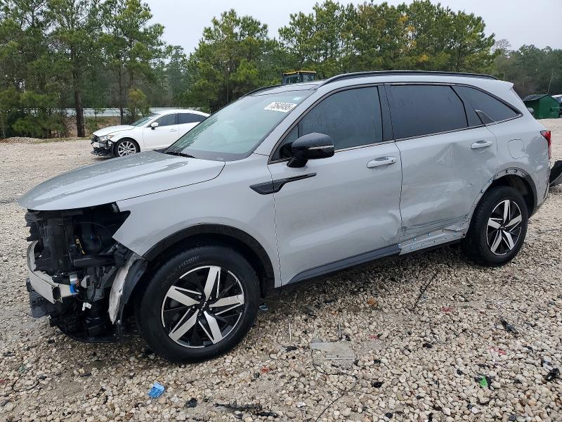 Photo 1 from auction – 2022 KIA SORENTO EX with VIN 5XYRH4LF0NG140400