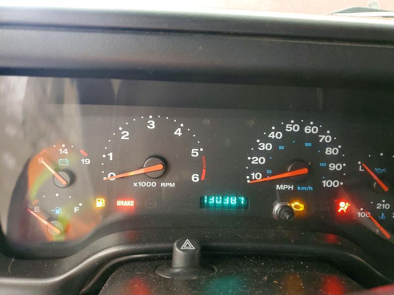 Photo 9 from auction – 2004 JEEP WRANGLER X with VIN 1J4FA39S34P721062