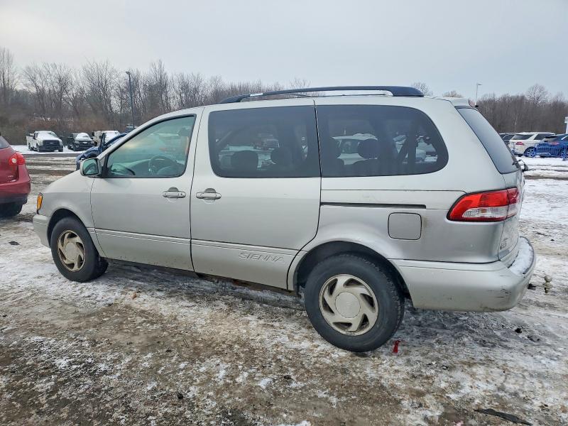 Photo 2 from auction – 2002 TOYOTA SIENNA LE with VIN 4T3ZF13C32U503814