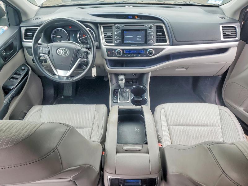 Photo 8 from auction – 2014 TOYOTA HIGHLANDER with VIN 5TDBKRFH9ES058763