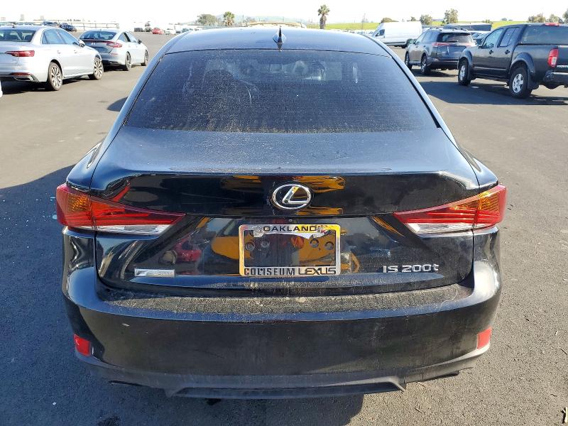 Photo 6 from auction – 2017 LEXUS IS 200T with VIN JTHBA1D28H5040492