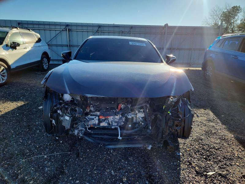 Photo 5 from auction – 2025 LEXUS ES 300H F with VIN 58ABA1C15SU065006