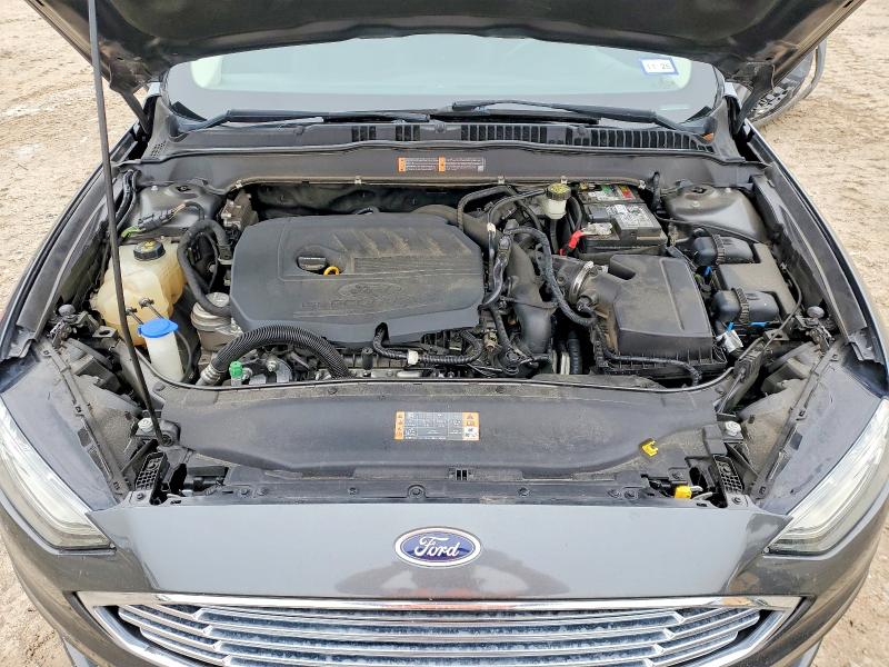 Photo 12 from auction – 2017 FORD FUSION with VIN 3FA6P0HDXHR397666