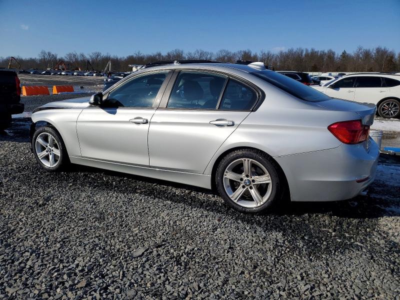 Photo 2 from auction – 2013 BMW 328 XI with VIN WBA3B3C55DF533123