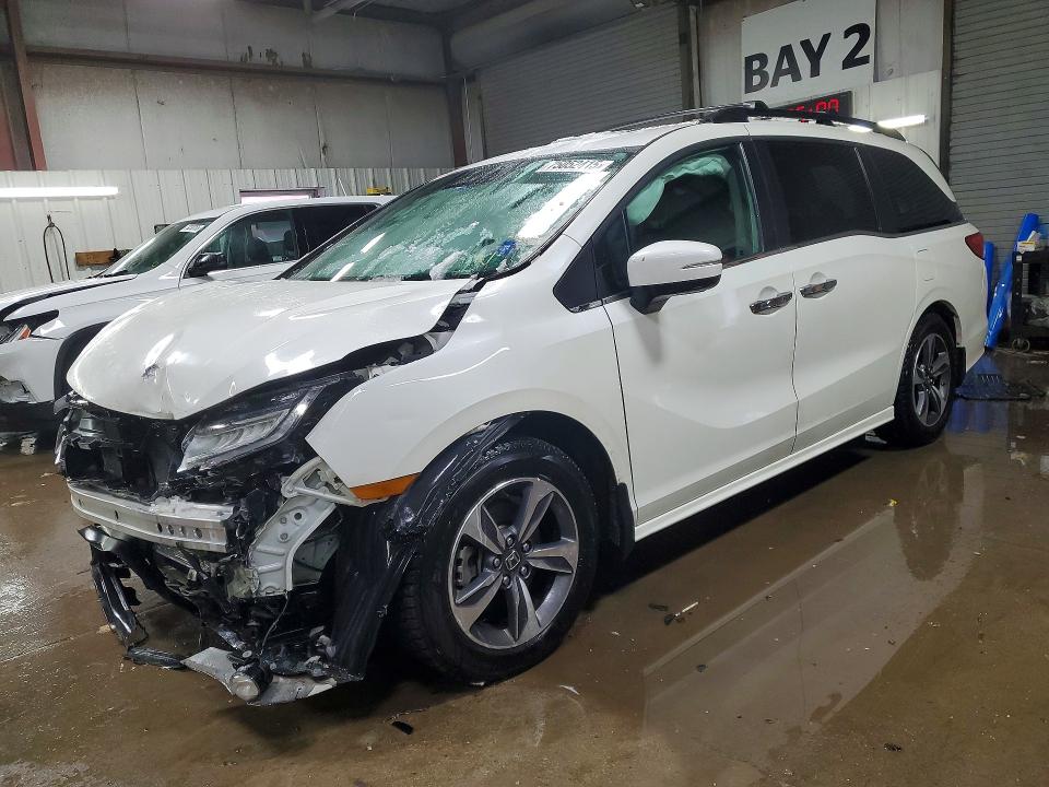 Photo 1 from auction – 2018 HONDA ODYSSEY TO with VIN 5FNRL6H87JB053745