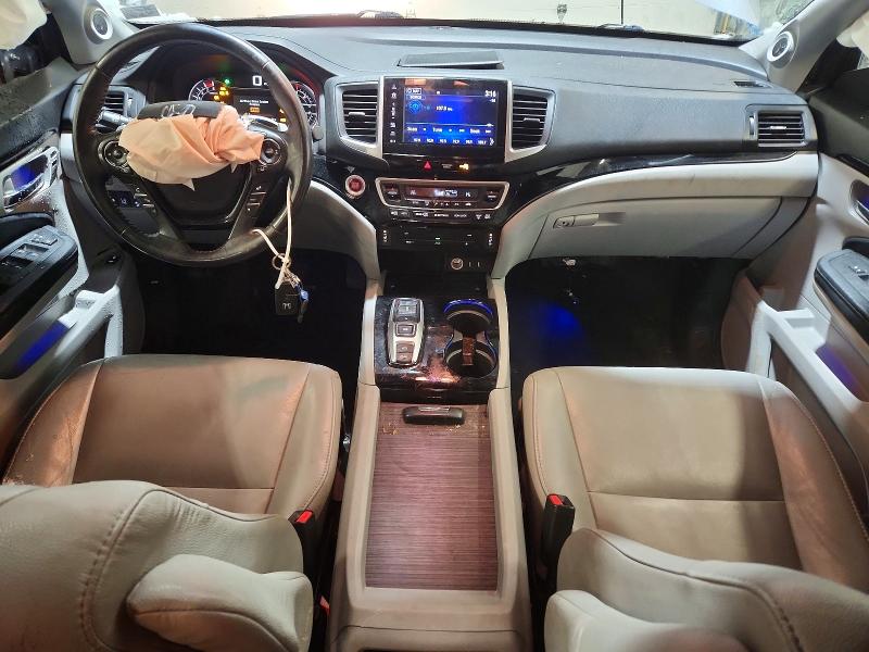 Photo 8 from auction – 2017 HONDA PILOT TOUR with VIN 5FNYF6H93HB100873