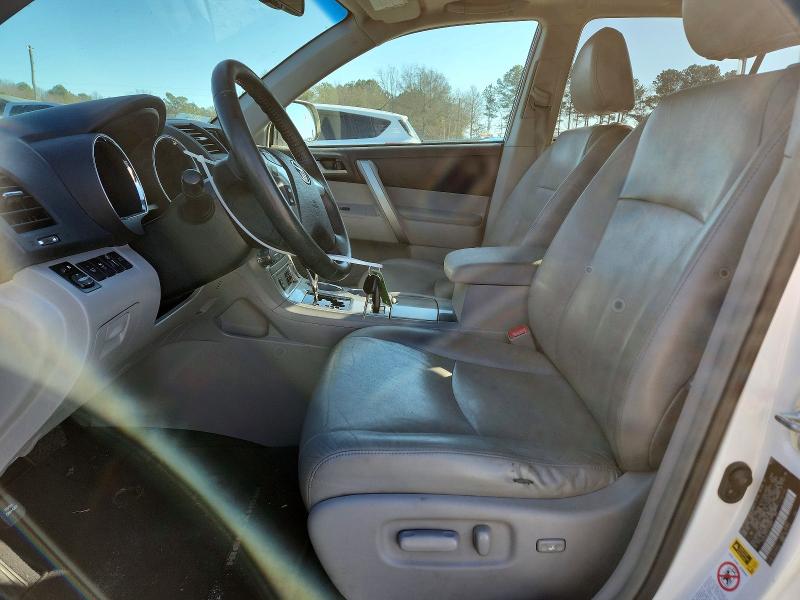 Photo 7 from auction – 2013 TOYOTA HIGHLANDER with VIN 5TDZK3EH7DS139529
