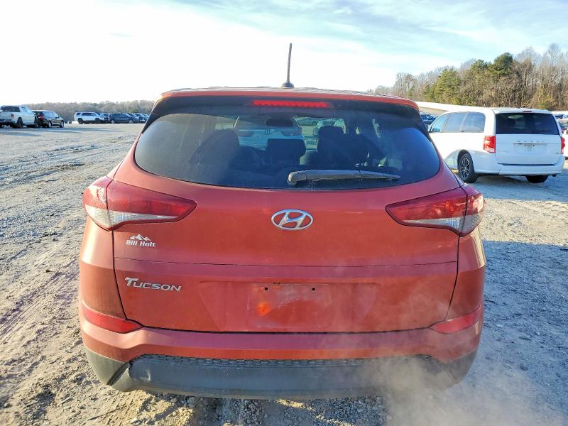 Photo 6 from auction – 2016 HYUNDAI TUCSON SE with VIN KM8J23A48GU044148