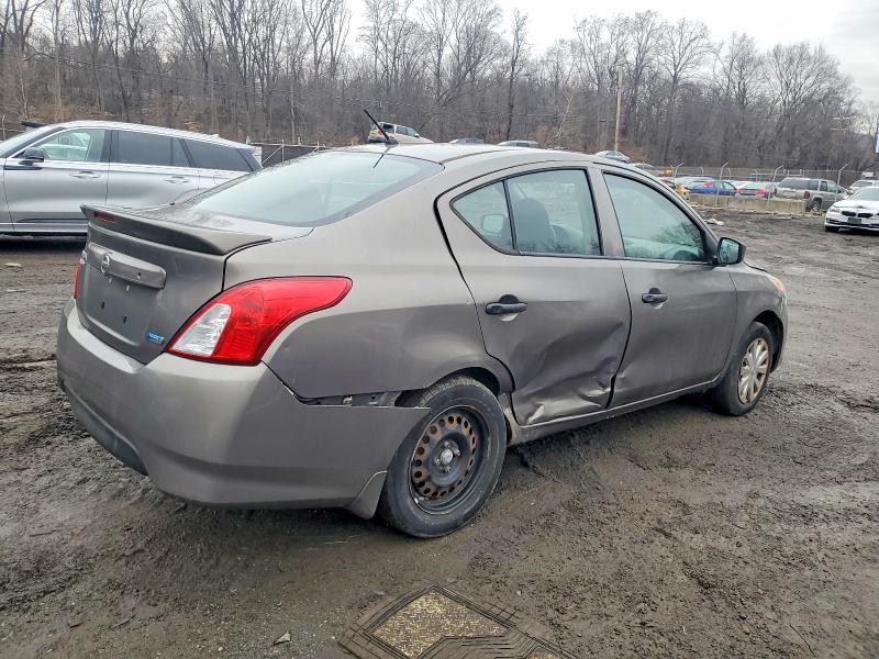 Photo 3 from auction – 2016 NISSAN VERSA S with VIN 3N1CN7AP6GL903918