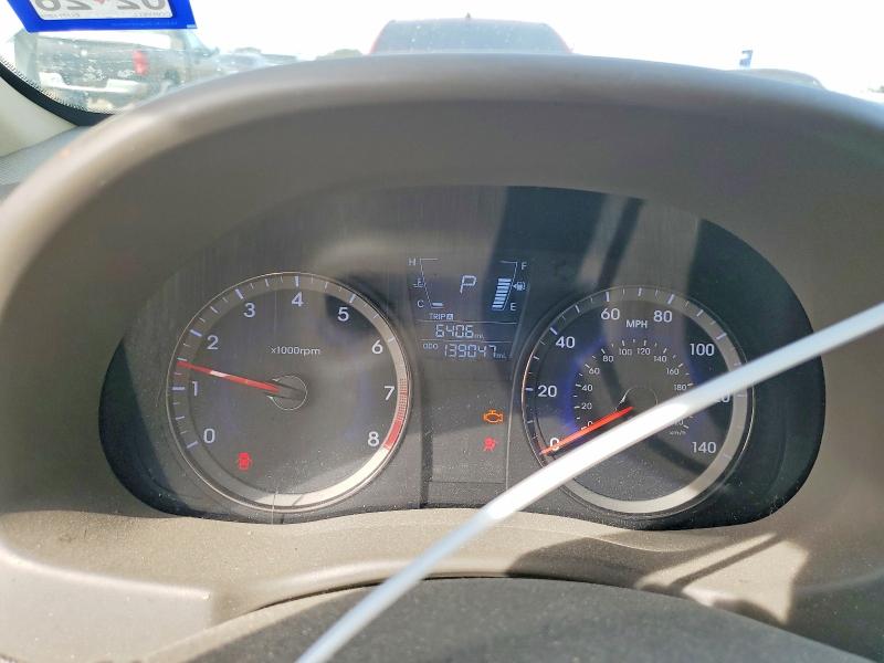 Photo 9 from auction – 2014 HYUNDAI ACCENT GLS with VIN KMHCT4AE7EU711258