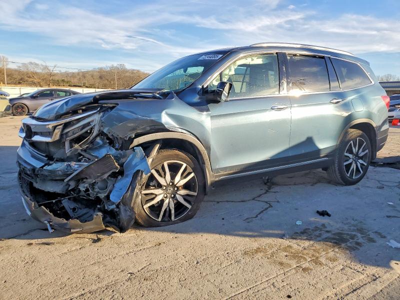 HONDA PILOT TOUR 2021 z numerem VIN 5FNYF5H98MB016665 - Zdjęcie z aukcji
