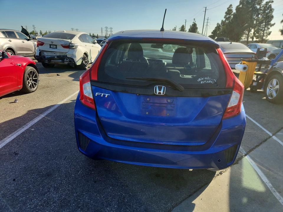 Photo 6 from auction – 2017 HONDA FIT LX with VIN 3HGGK5H52HM710405