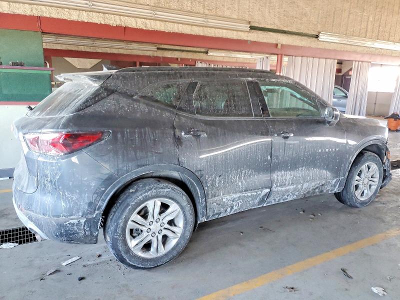 Photo 3 from auction – 2022 CHEVROLET BLAZER with VIN 3GNKBCR4XNS232333