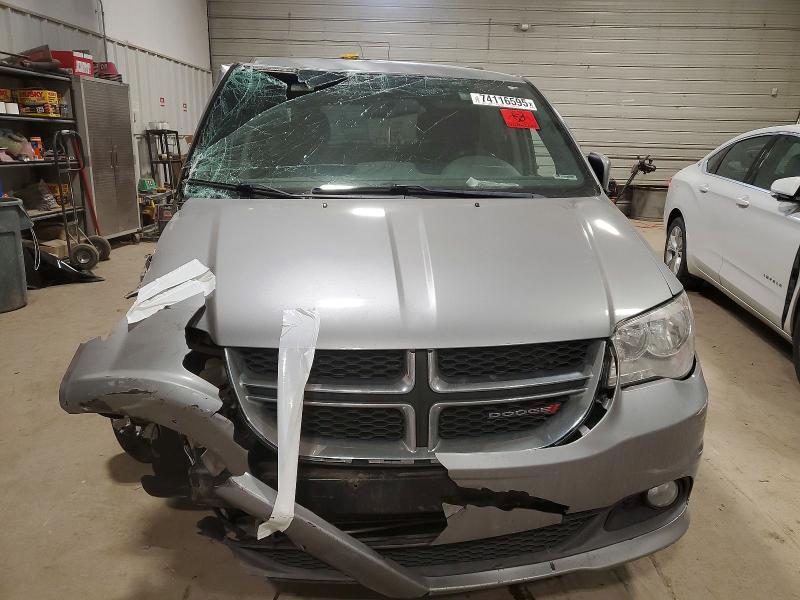 Photo 5 from auction – 2016 DODGE GRAND CARA with VIN 2C4RDGCG4GR155678