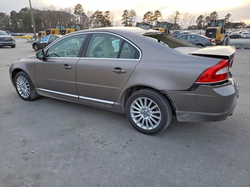 Photo 2 from auction – 2012 VOLVO S80 3.2 with VIN YV1952AS0C1158951