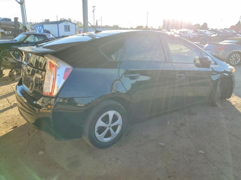 Zdjęcie 3 z aukcji – 2012 TOYOTA PRIUS z VIN JTDKN3DU3C5432954