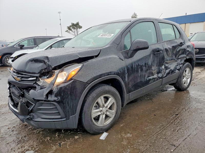 CHEVROLET TRAX 2019 with VIN 3GNCJNSB0KL226834 - Photo from auction