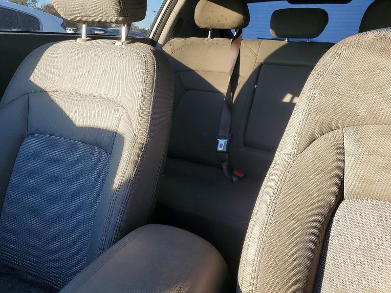 Photo 10 from auction – 2015 KIA SPORTAGE L with VIN KNDPB3AC1F7673463