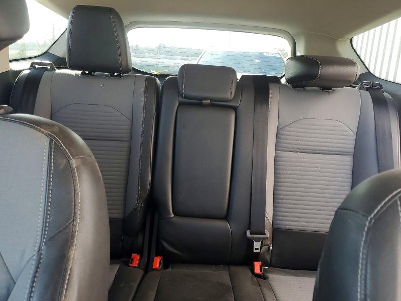Photo 10 from auction – 2017 FORD ESCAPE with VIN 1FMCU0G97HUB48913