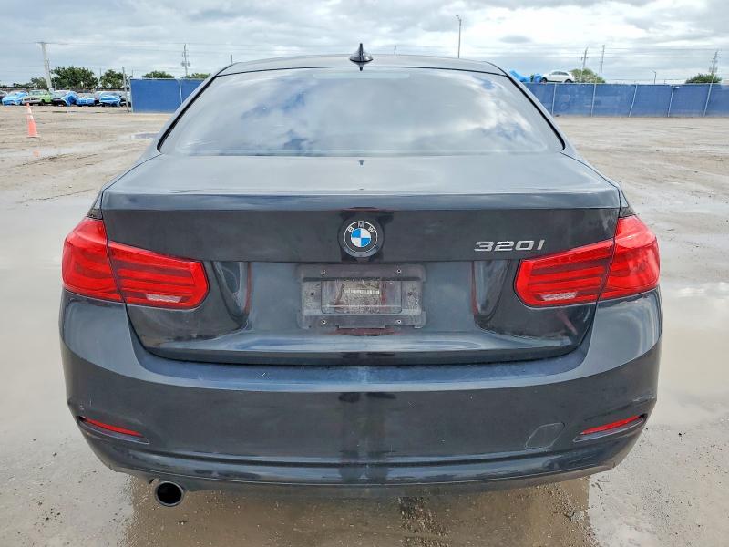 Foto 6 de la subasta – 2016 BMW 320 I con VIN WBA8E1G59GNT72412