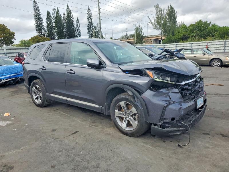 Photo 4 from auction – 2025 HONDA PILOT EXL with VIN 5FNYG2H49SB022522