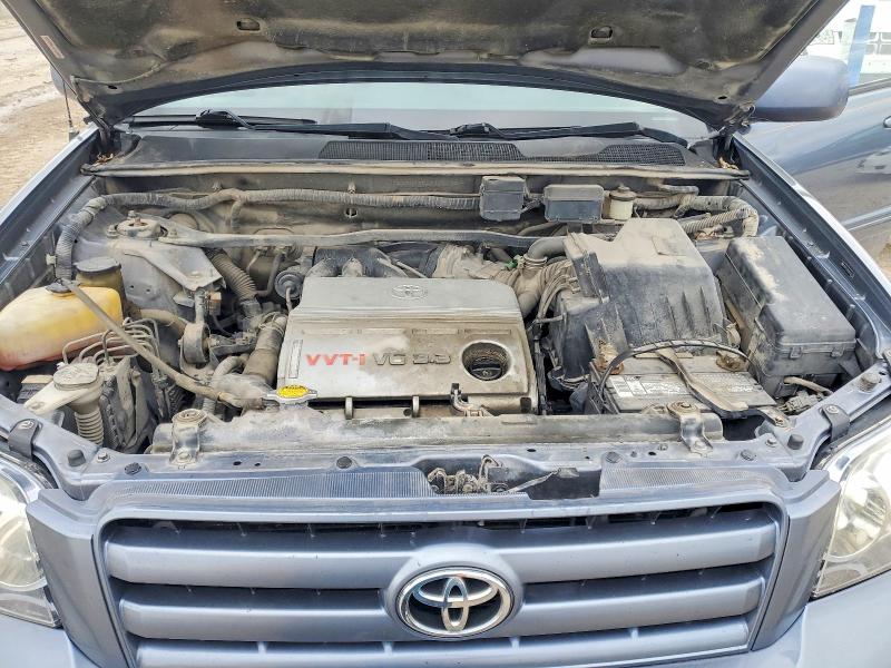 Photo 12 from auction – 2006 TOYOTA HIGHLANDER with VIN JTEGP21A560102122