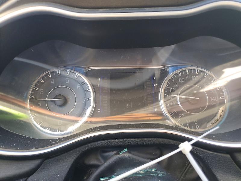 Photo 9 from auction – 2016 CHRYSLER 200 with VIN 1C3CCCAG3GN111449