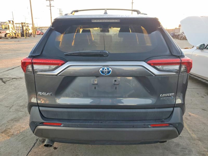 Photo 6 from auction – 2019 TOYOTA RAV4 LIMIT with VIN JTMDWRFV4KD508961