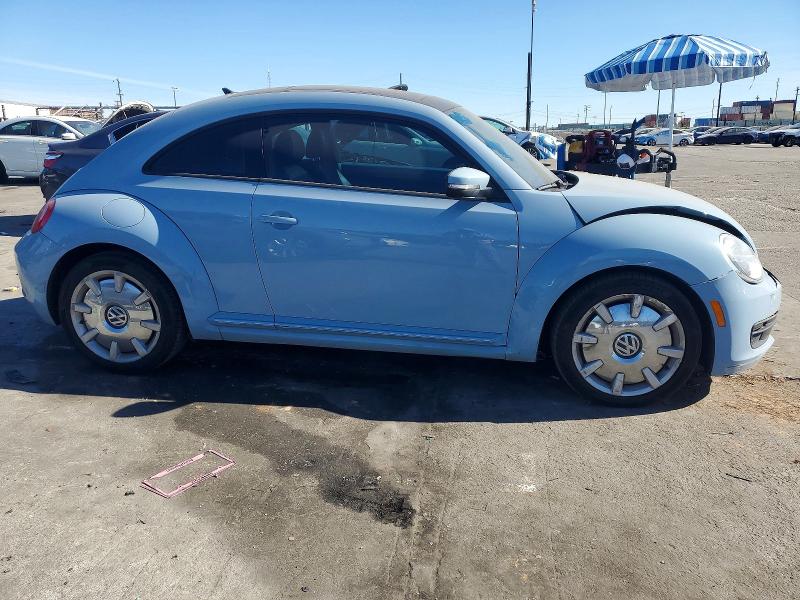 Photo 4 from auction – 2013 VOLKSWAGEN BEETLE with VIN 3VWJP7AT0DM620798
