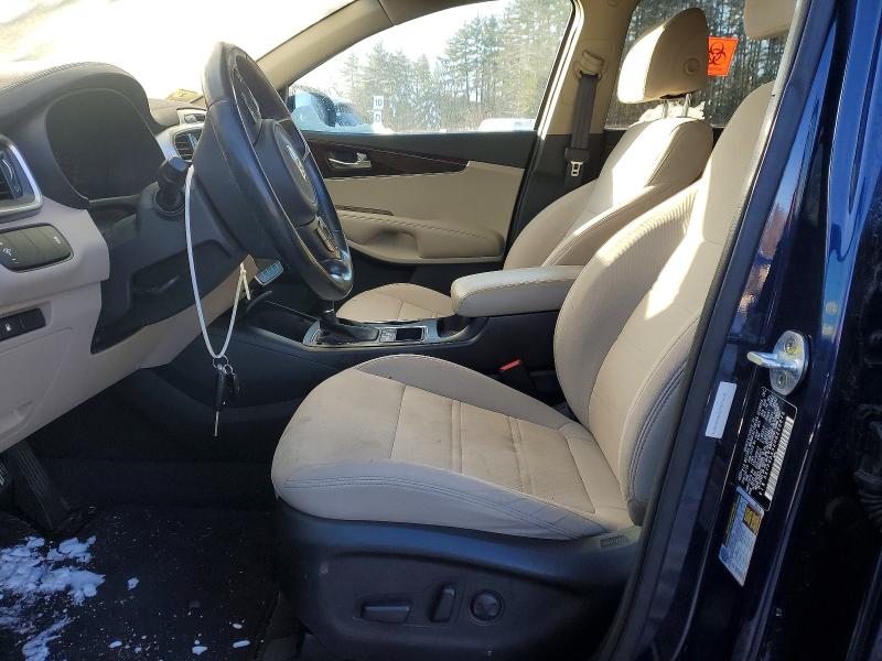 Photo 7 from auction – 2017 KIA SORENTO LX with VIN 5XYPGDA32HG220076