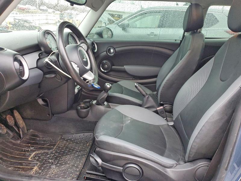 Photo 7 from auction – 2010 MINI COOPER with VIN WMWMF3C55ATU79232