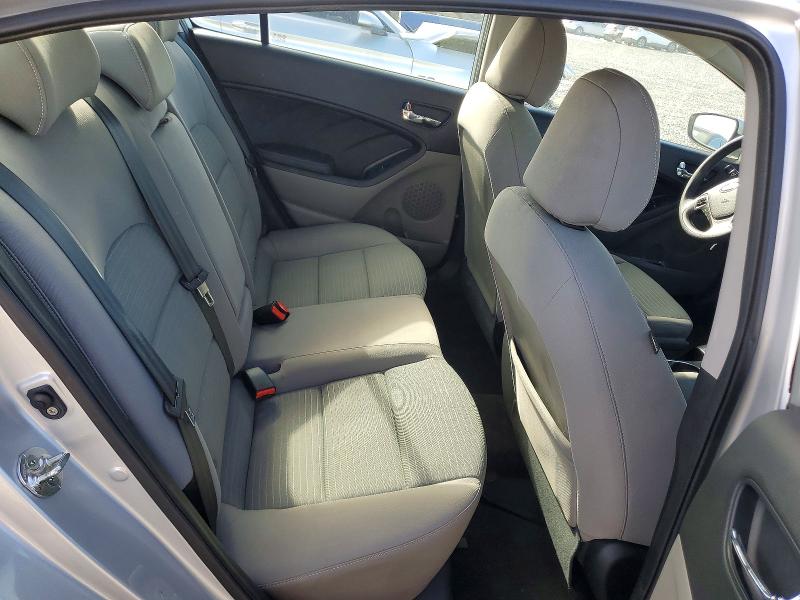 Photo 10 from auction – 2015 KIA FORTE with VIN KNAFX4A60F5352889