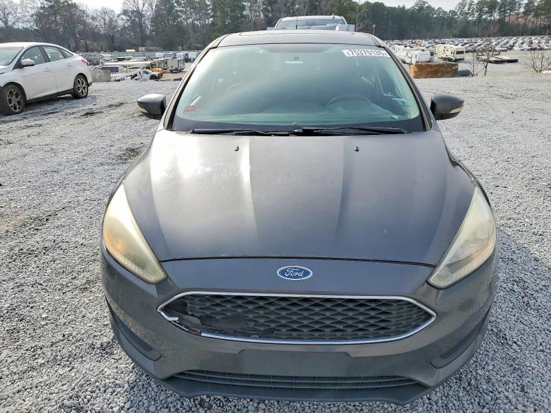 Photo 5 from auction – 2016 FORD FOCUS with VIN 1FADP3K26GL397015